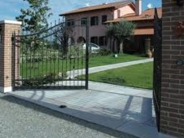 Motorizzazione Cancelli